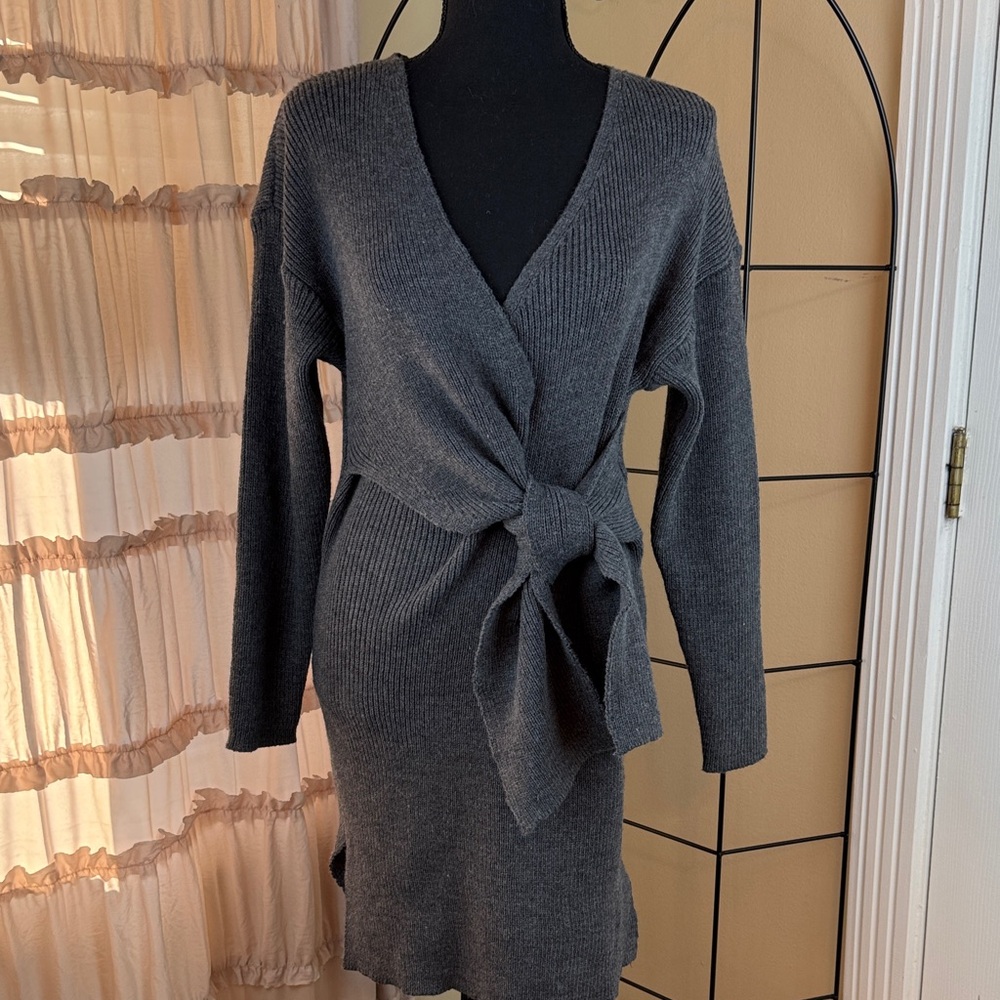 Sage The Label Ari Surplice Tie Front Wrap Dress Grey Size Small NWT